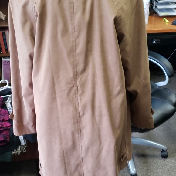 Jacket - Picture 4 of 5